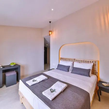 Cinar Butik カシュ